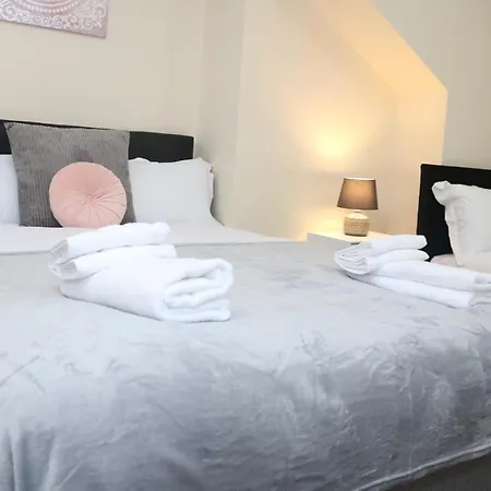 Ruby House * Leeds (West Yorkshire)