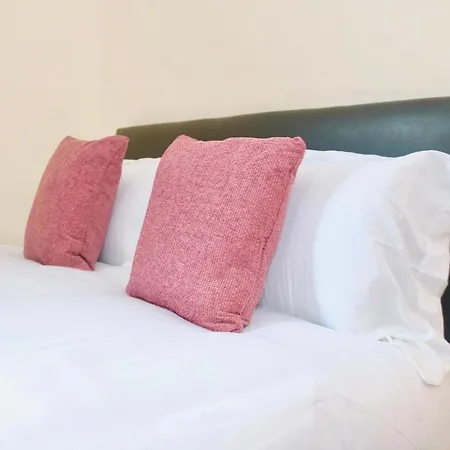Ruby House * Leeds (West Yorkshire)